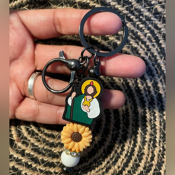 St Jude  Keychain - Picture 1 of 1